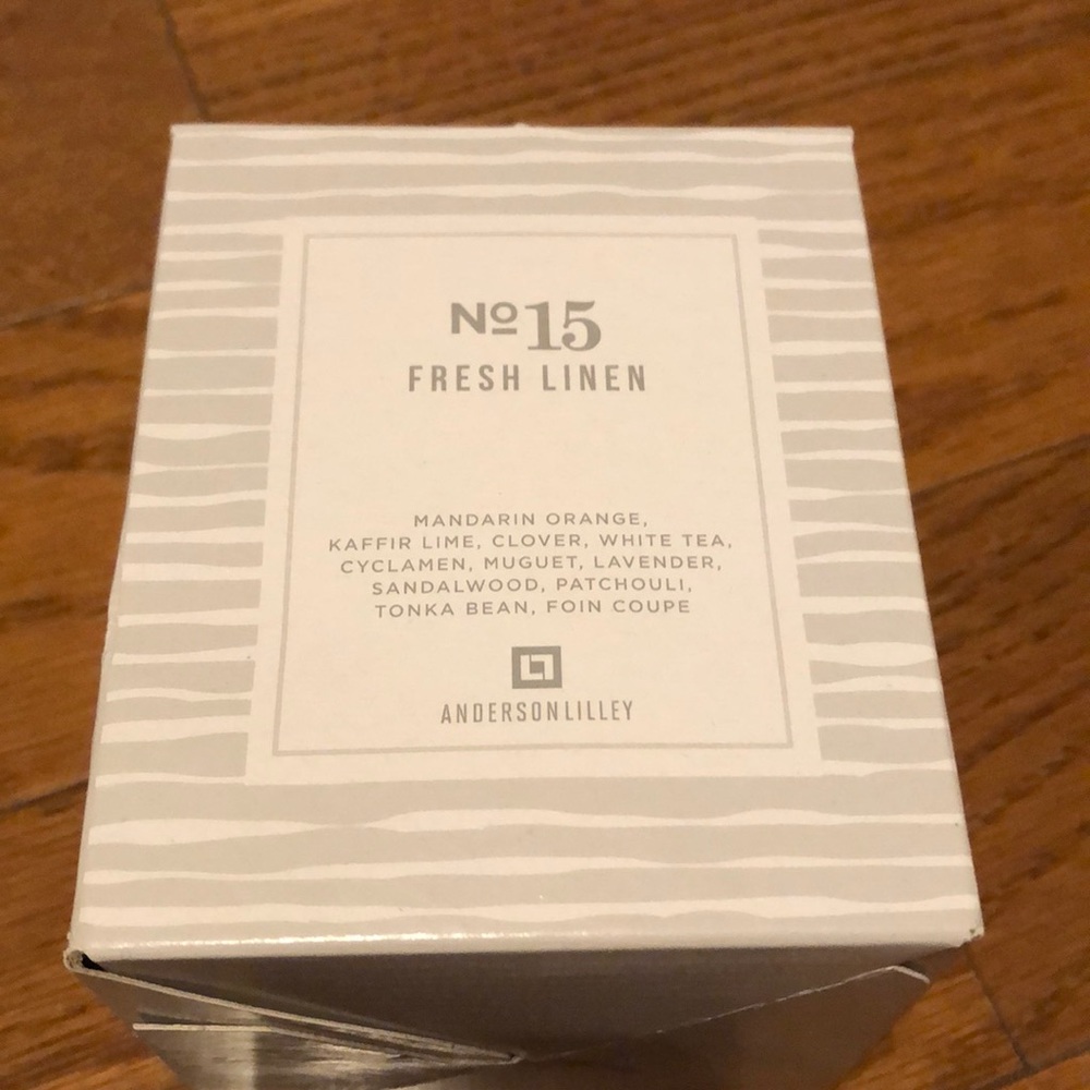 Number 15 fresh linen candle
